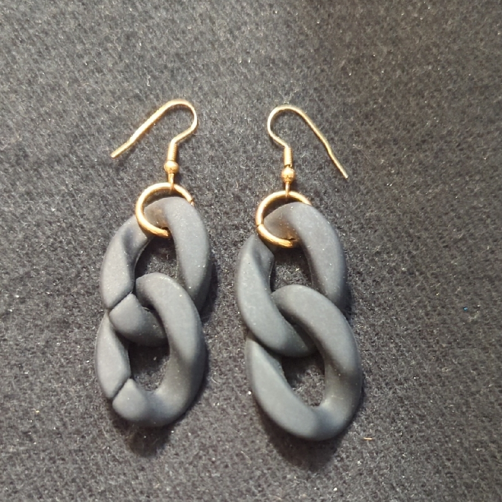 Gold Tone Black Resin Chain Link Lightweight Dangle Statement Earrings